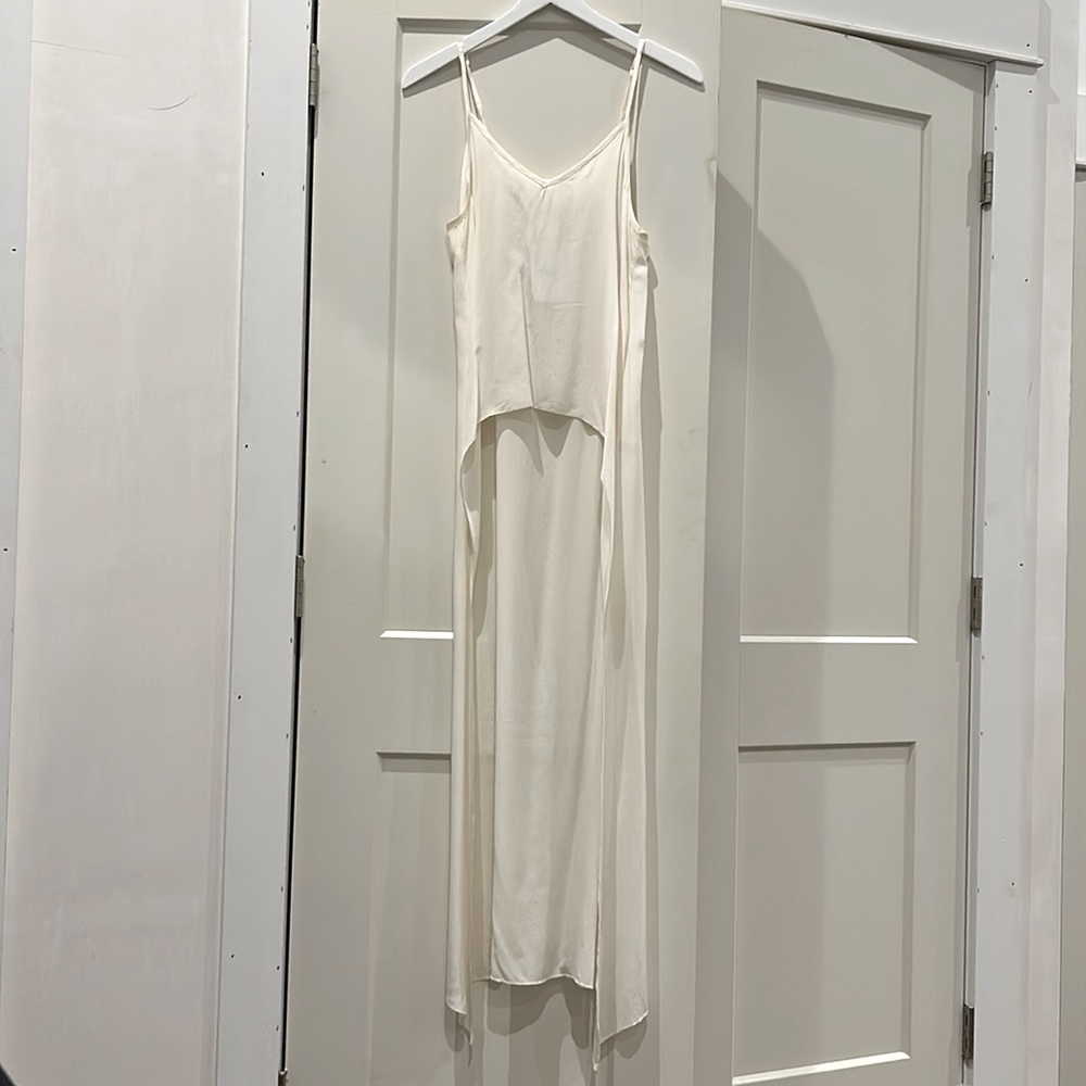 millau (LF) Silk High Low Maxi Top in Cream Sz Small NWT thin straps